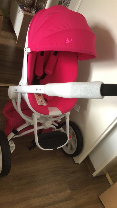 Poussette Quinny Moodd Pink Passion Quinny :  ,babyhouse,baby house, BABYHOUSE,BABY HOUUSE,vente  articles pour bébé et livraison pour tout europe,belgiq