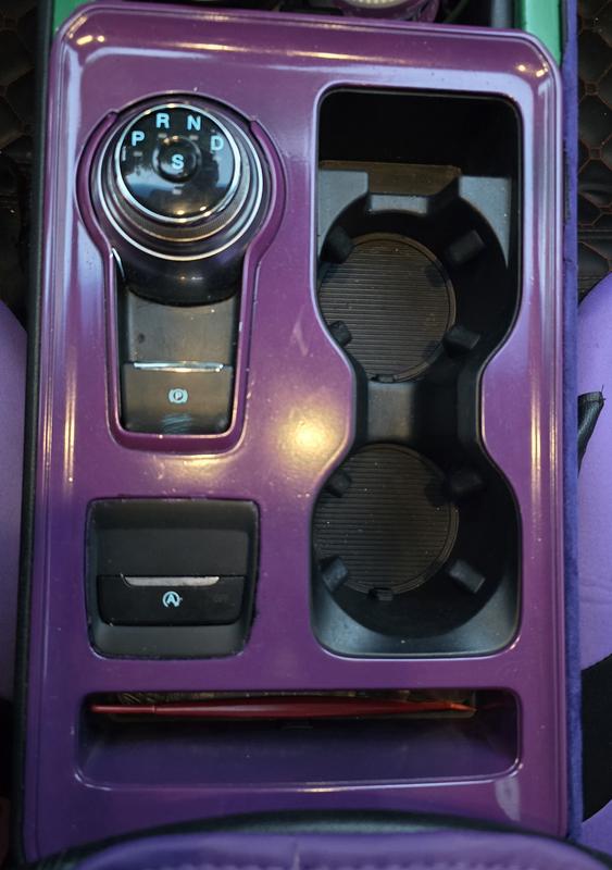 Middle console Ford Edge krylon 5x Gloss Icy Grape