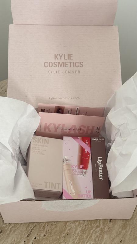 【Lip Butter Duo Gift Set】kylie cosmetics Lip Butter Duo Gift Set | Kylie Cosmetics by Kylie Jenner