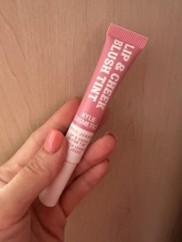 Review Thumbnail Image 0 377237908