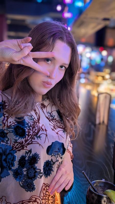 Review Thumbnail Image 0 378773323