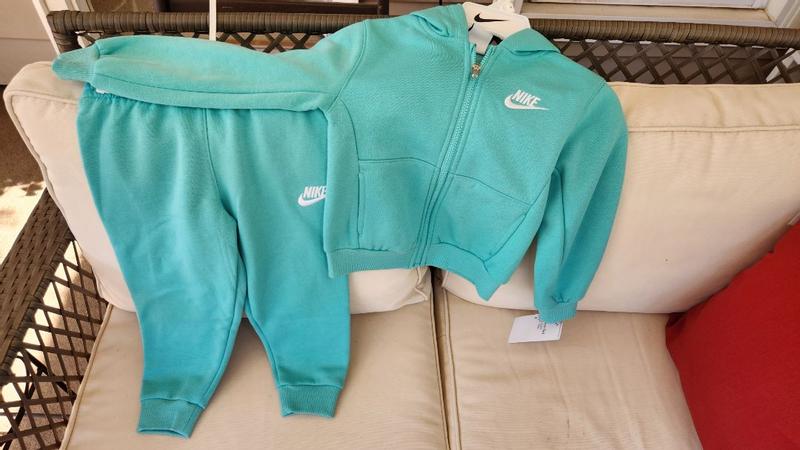 Review Thumbnail Image 0 325110306