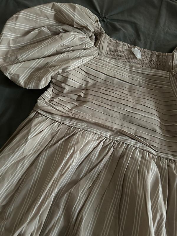 Review Thumbnail Image 0 354921825