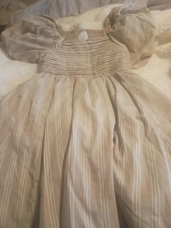 Review Thumbnail Image 0 355981574