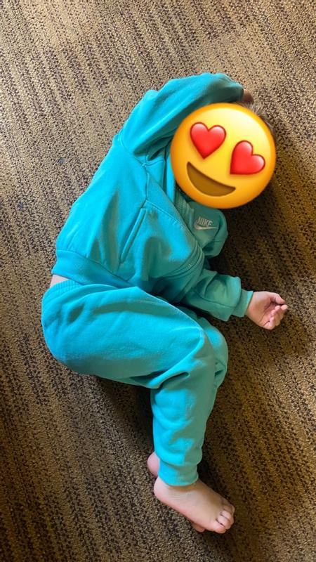 Review Thumbnail Image 3 323549790