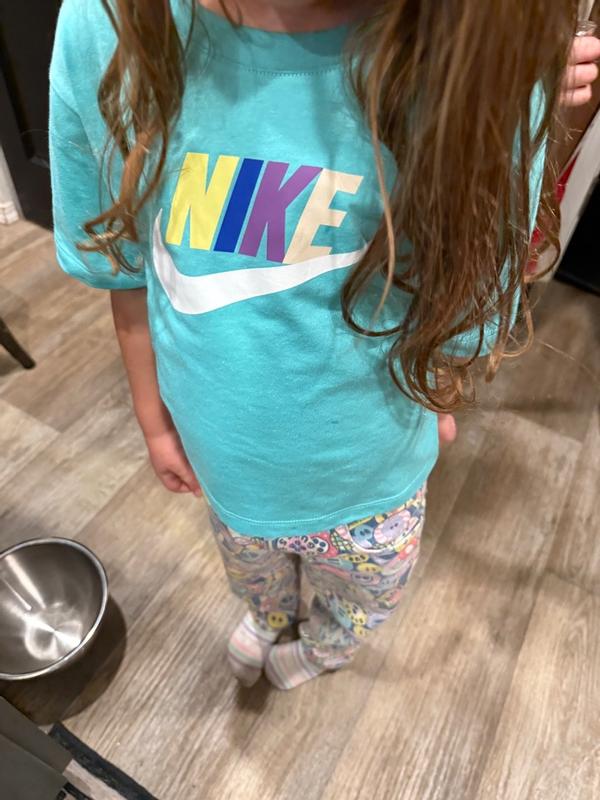 Review Thumbnail Image 0 325941364