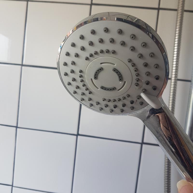 Hansgrohe Croma Select S Handbrause Mit Gleitstange – 15,2 Cm, Gebürstetes Nickel, Inkl. Schlauch