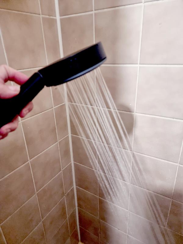 hansgrohe Pulsify Select S - Shower head, round hand shower (⌀ 105 mm) with 3 jets (incl. PowderRain) (Relaxation Version), with anti-limescale function, chrome, 24110000