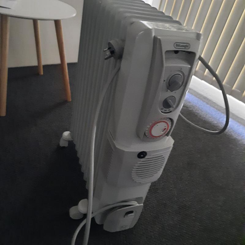 Thermo 2400W with Timer u0026 Fan | De'Longhi AU