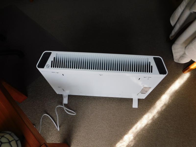 HSX3324FTS SlimStyle Convector heater | De'Longhi AU