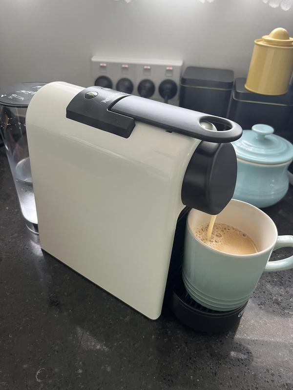 Essenza Mini Capsule Coffee Machine White EN85.W Essenza