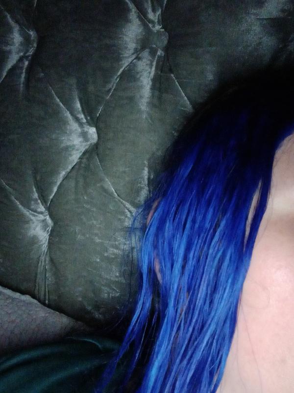 095 ELECTRIC BLUE Hair Dye by LIVE