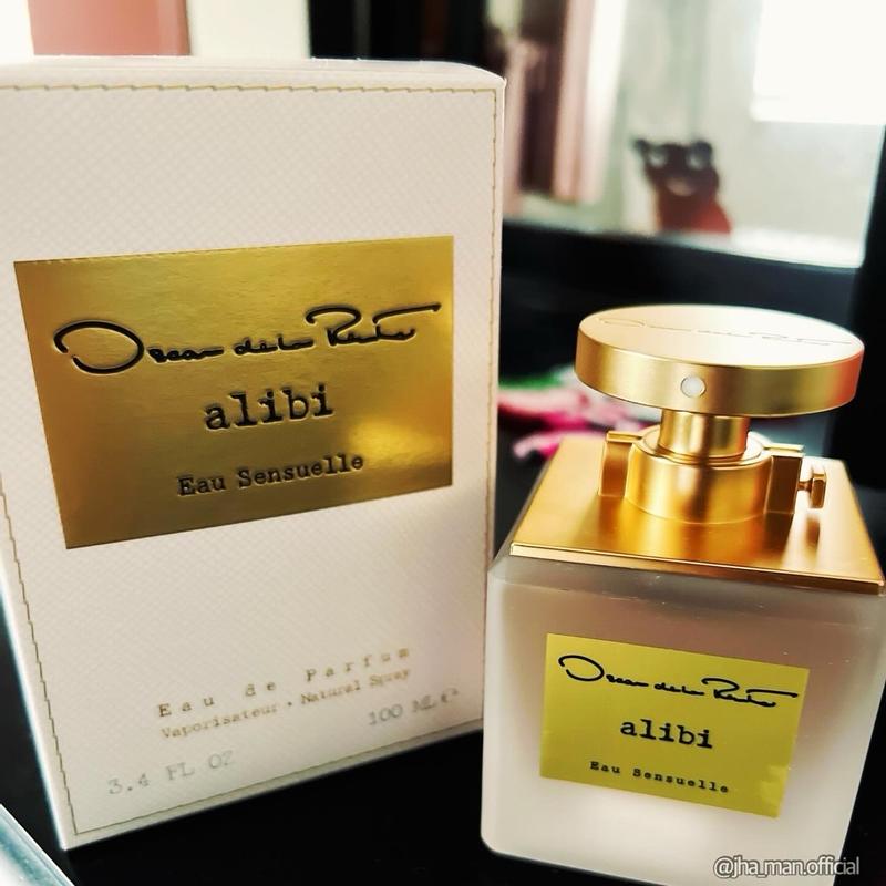 Alibi Eau Sensuelle Fragrance Spray - OSCAR DE LA RENTA - Smith