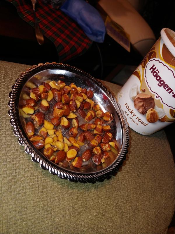 Rocky Road Ice Cream | Häagen-Dazs®