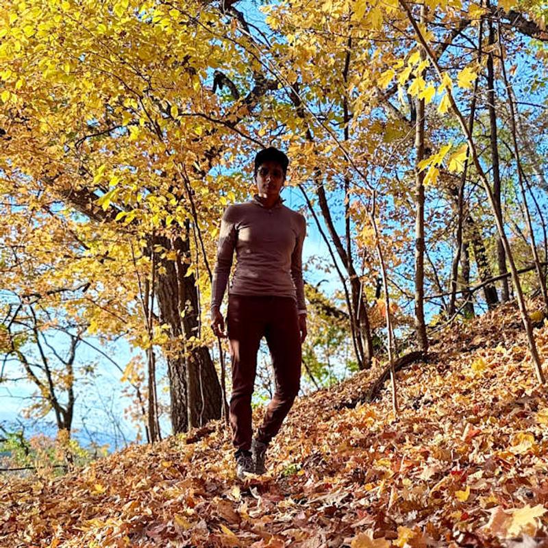 Review Thumbnail Image 1 366038466