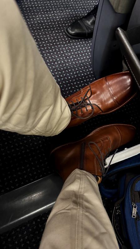 Review Thumbnail Image 0 368414175