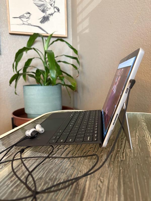 Review Thumbnail Image 0 248550405