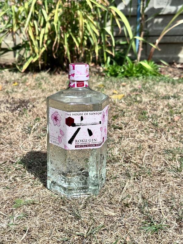 Suntory Roku Gin Sakura Blossom | NTUC FairPrice