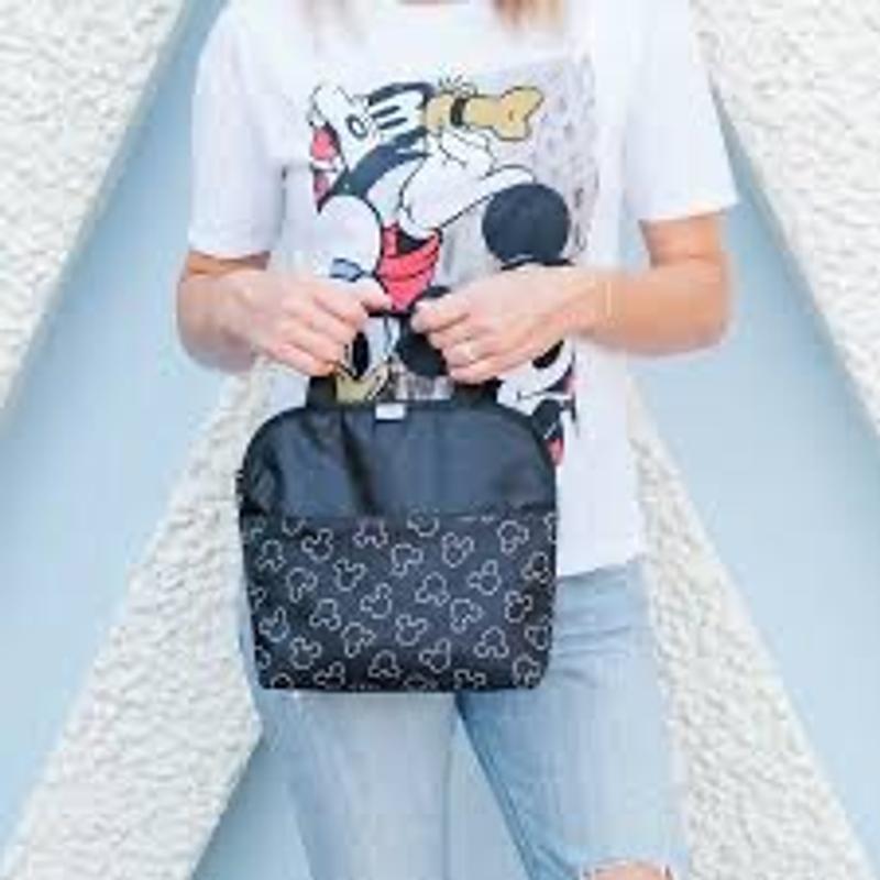 Review Thumbnail Image 0 345945827