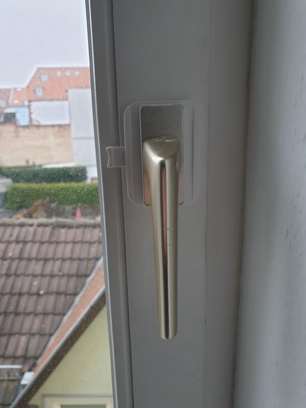 Sicurezza Per Finestre Senza Fori - Blocco Per Maniglie Verticali, Protezione Bambini, Montaggio Senza Attrezzi, 2 Pezzi