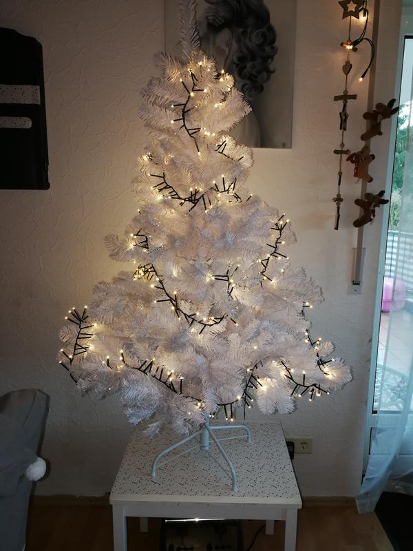 Kunstlicher Weihnachtsbaum 150 Cm Weiss Kaufen Bei Obi