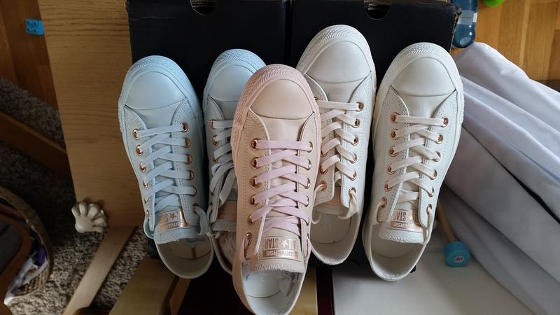 converse pastel rose