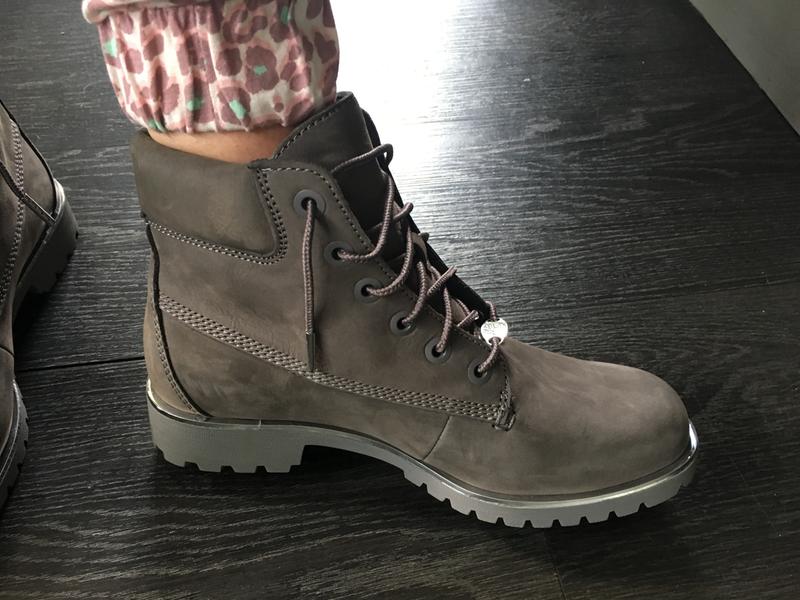 eiffel tower grey timberlands