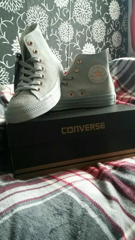 grey suede converse high tops with rose gold