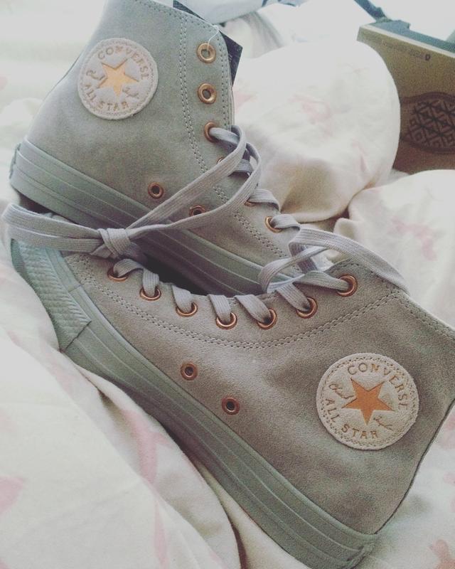 dark grey and rose gold converse