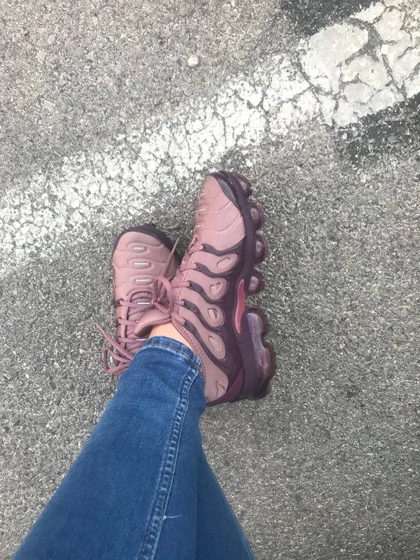 vapormax plus smokey mauve