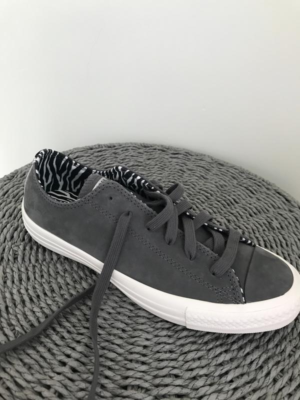 converse carbon grey
