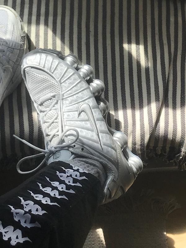 nike shox chrome