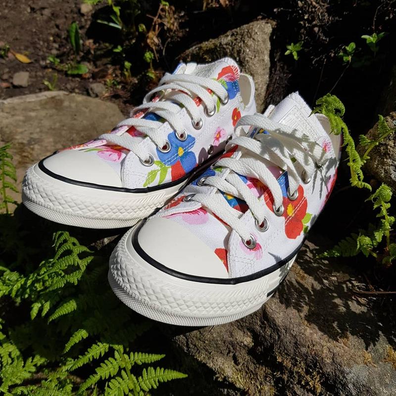 converse all star low trainers white multi egret floral exclusive
