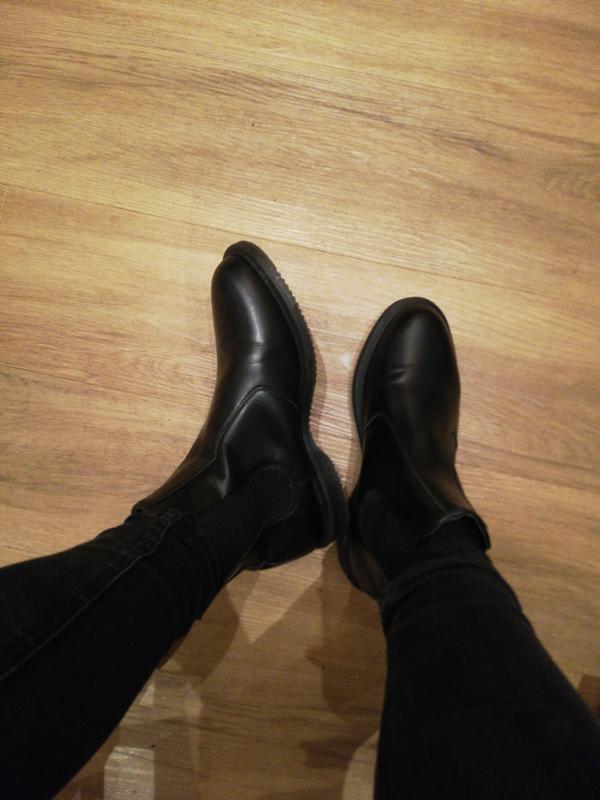 dr martens vegan flora chelsea boots