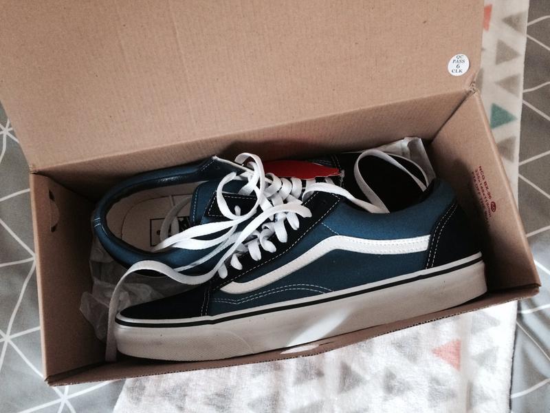 vans old skool navy and black