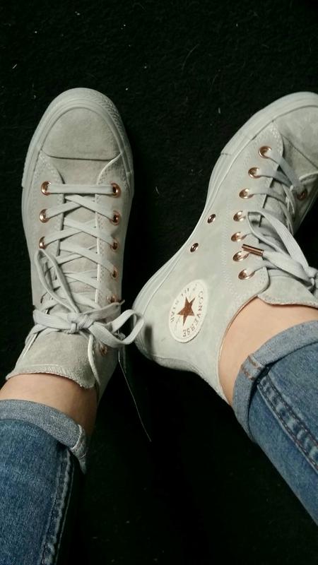grey suede converse with rose gold