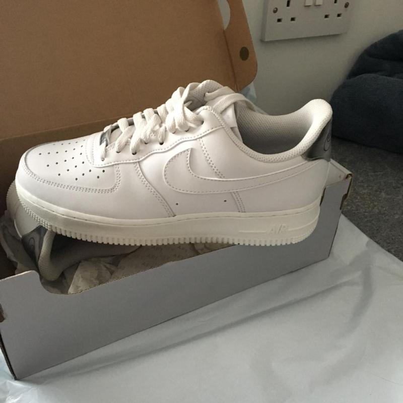 nike air force 1 07 trainers platinum tint summit white