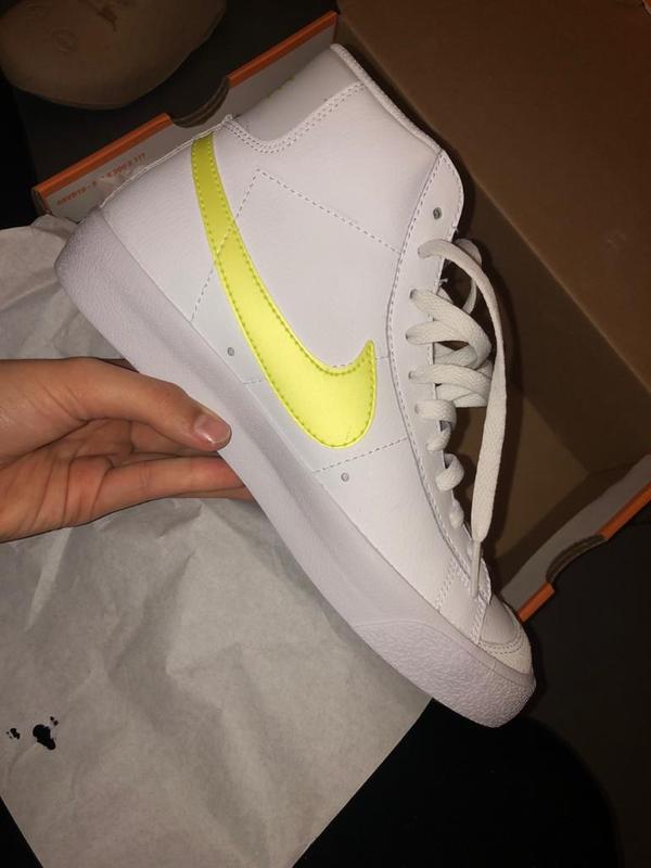 nike blazer lemon venom
