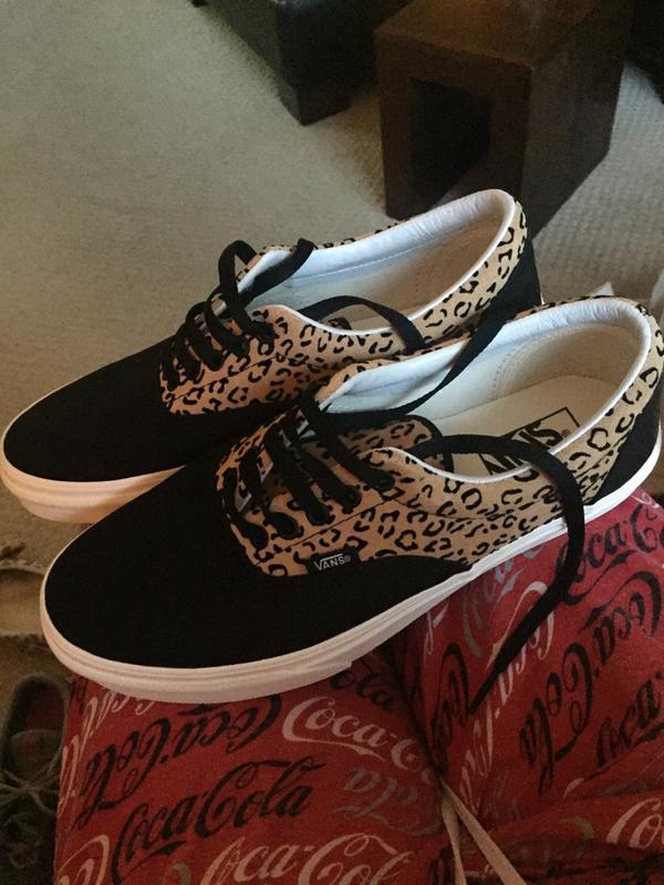 vans classic slip on leopard taffy marshmellow