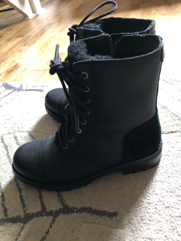 ugg kilmer exposed fur