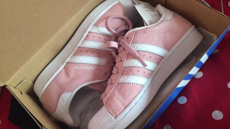 adidas superstar pink snake