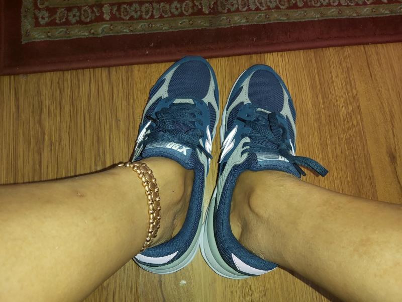 new balance x90 on feet