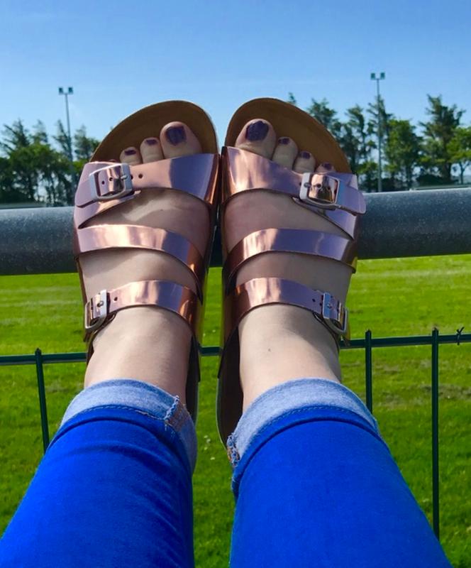 office bounty cross strap