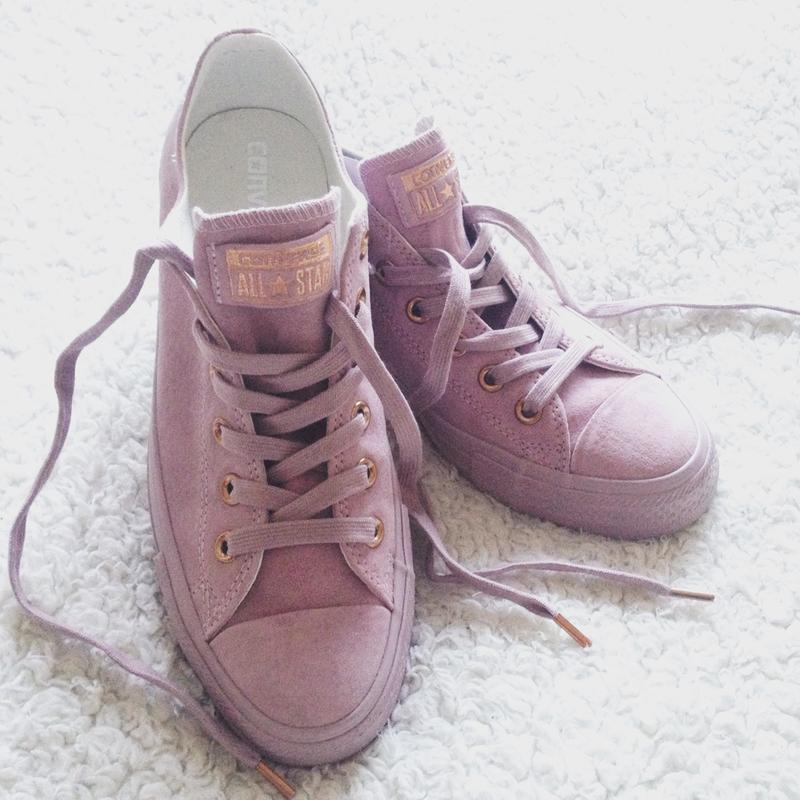 rose gold suede converse