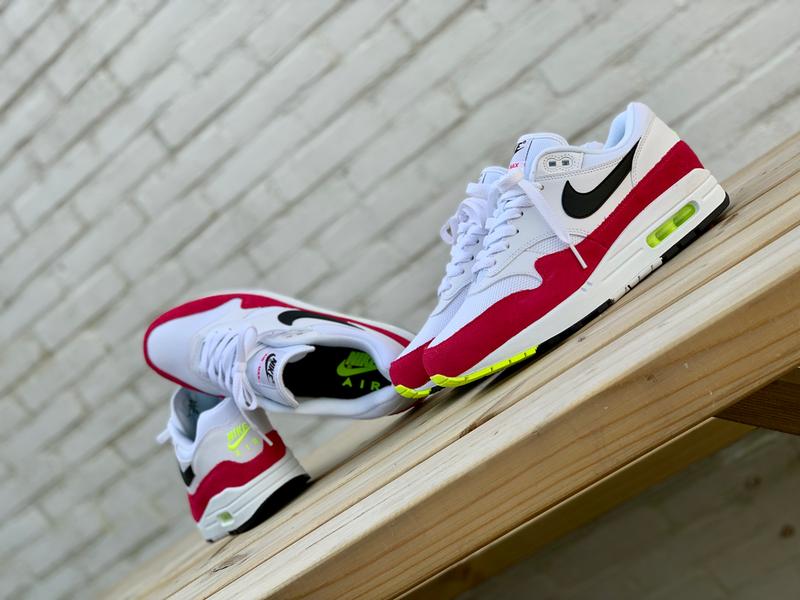 nike air max 1 volt pink rush