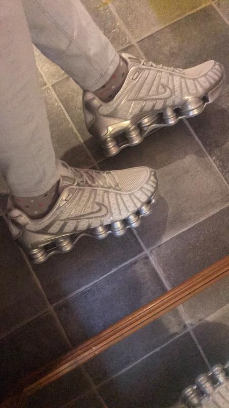 nike shox chrome