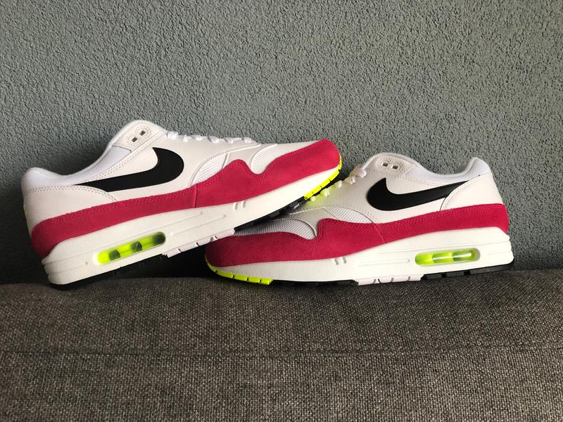 air max 1 rust pink volt