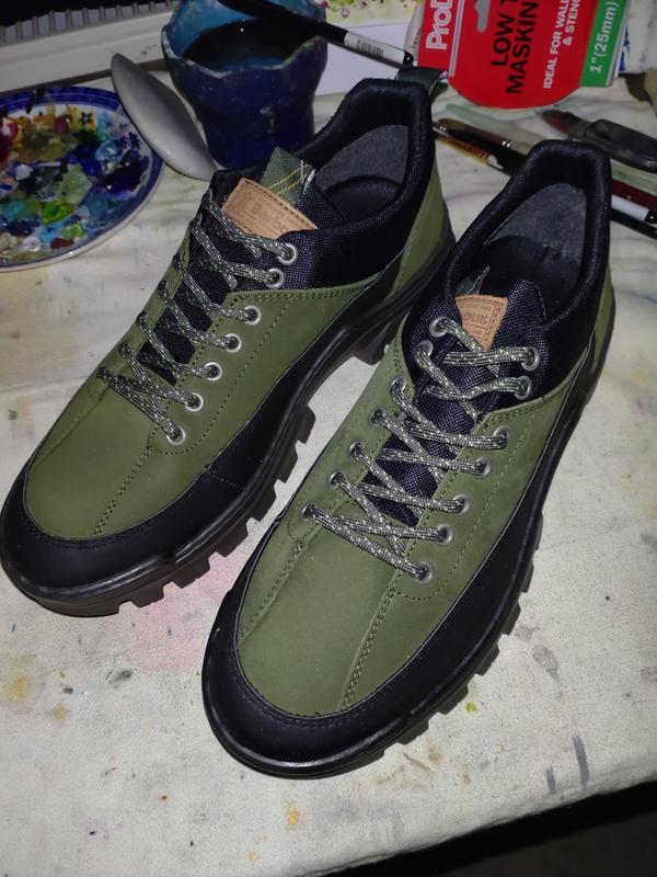 Barbour store walking shoes