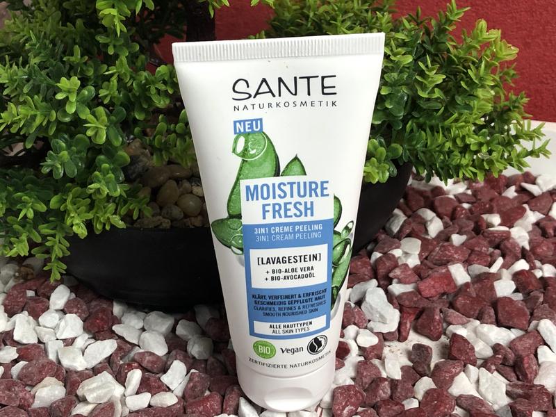 Moisture Fresh 3in1 Creme Peeling mit Lavagestein, Bio-Aloe Vera &  Bio-Avocadoöl | SANTE Naturkosmetik