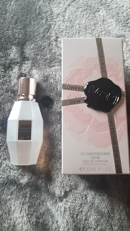 Flowerbomb cheap dew 30ml